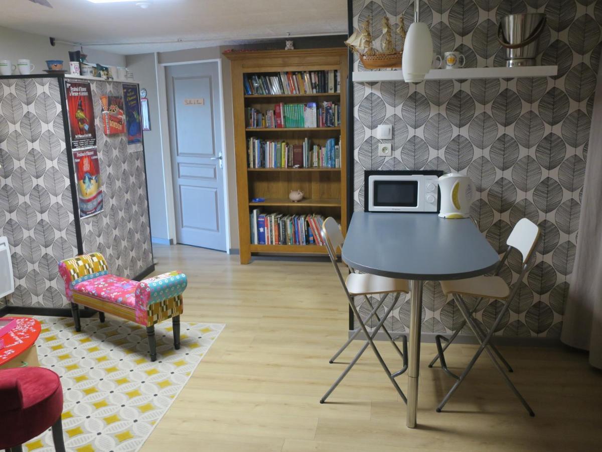 Chambres Au Grand Calme Dans Maison Primarette Ngoại thất bức ảnh